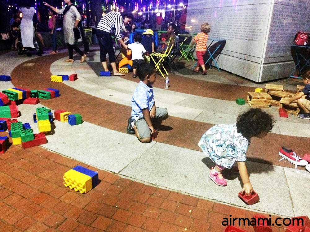 Spruce Street Harbor Park